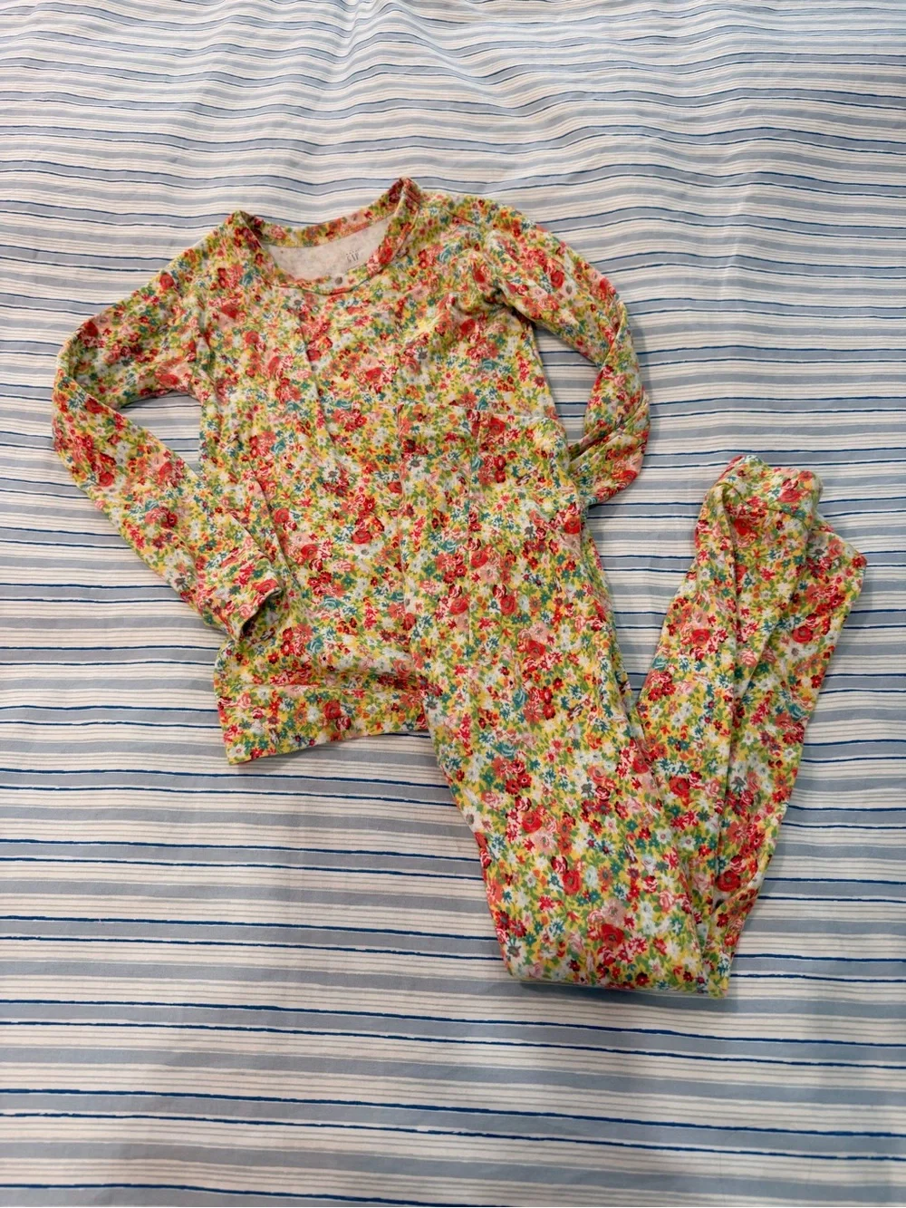 GAP Girls Floral Long-Sleeve Pajama Set - Red, Yellow, Blue, Green